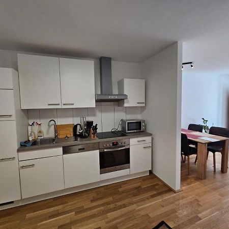 Stylish Apartment In Innsbruck + 1 Parking Spot Exterior foto