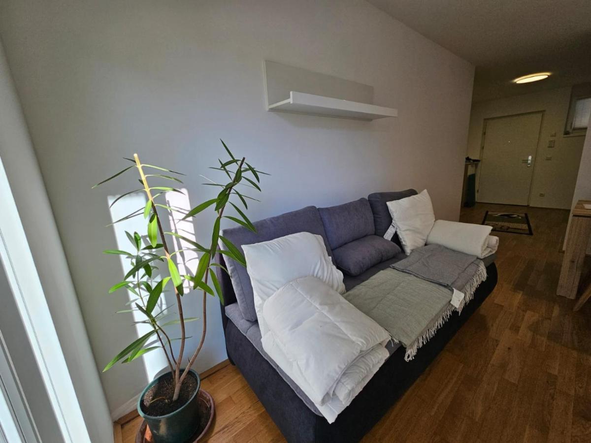 Stylish Apartment In Innsbruck + 1 Parking Spot Exterior foto